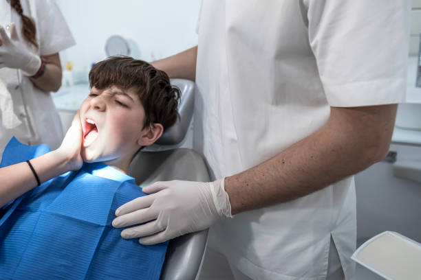 Best Weekend Emergency Dentist in Apollo, PA